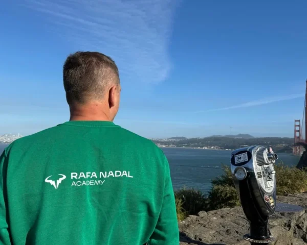 Rafa Nadal Akademija Teniso stovykla Padelio stovykla Maljorka Aktyvios Tenisininko atostogos Teniso stovyklos vaikams Teniso stovyklos suaugusiems Dovana teniso fanui