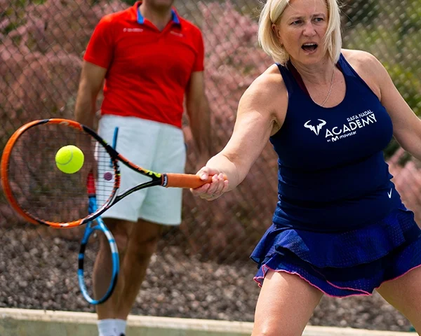 Rafa Nadal Akademija Teniso stovykla Padelio stovykla Maljorka Aktyvios Tenisininko atostogos Teniso stovyklos vaikams Teniso stovyklos suaugusiems Dovana teniso fanui