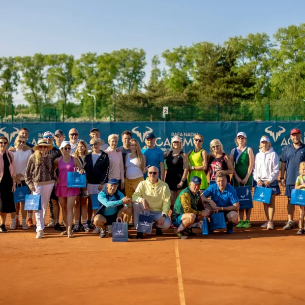 Rafa Nadal Akademija Teniso stovykla Padelio stovykla Maljorka Aktyvios Tenisininko atostogos Teniso stovyklos vaikams Teniso stovyklos suaugusiems Dovana teniso fanui