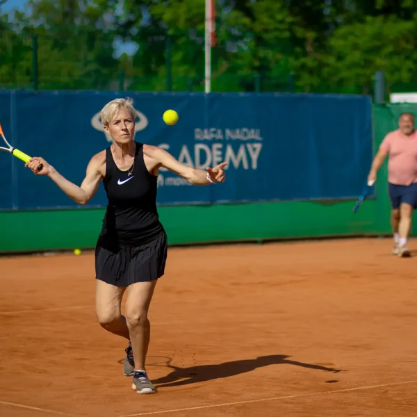 Rafa Nadal Akademija Teniso stovykla Padelio stovykla Maljorka Aktyvios Tenisininko atostogos Teniso stovyklos vaikams Teniso stovyklos suaugusiems Dovana teniso fanui