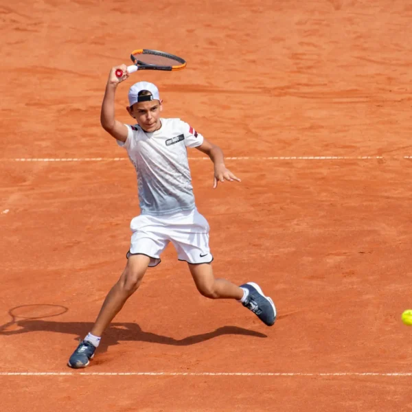 Rafa Nadal Akademija Teniso stovykla Padelio stovykla Maljorka Aktyvios Tenisininko atostogos Teniso stovyklos vaikams Teniso stovyklos suaugusiems Dovana teniso fanui