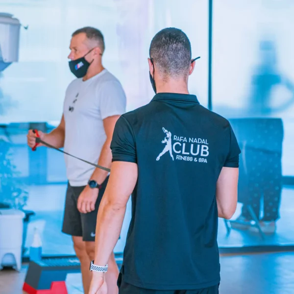 Rafa Nadal Akademija Teniso stovykla Padelio stovykla Maljorka Aktyvios Tenisininko atostogos Teniso stovyklos vaikams Teniso stovyklos suaugusiems Dovana teniso fanui