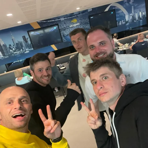 Rafa Nadal Akademija Teniso stovykla Padelio stovykla Maljorka Aktyvios Tenisininko atostogos Teniso stovyklos vaikams Teniso stovyklos suaugusiems Dovana teniso fanui