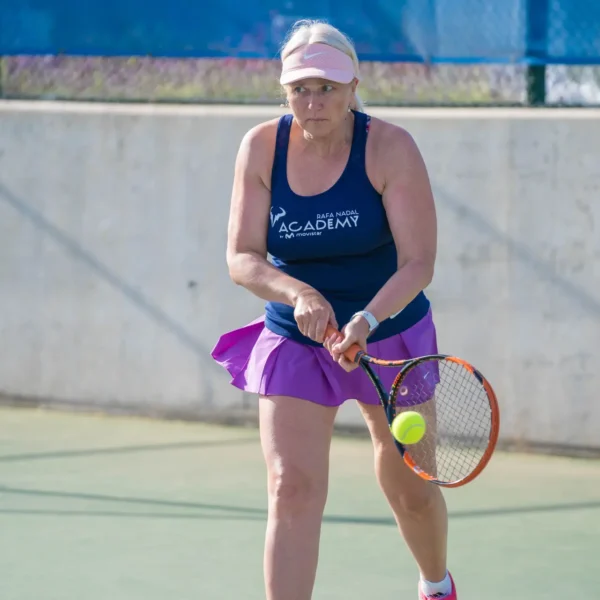 Rafa Nadal Akademija Teniso stovykla Padelio stovykla Maljorka Aktyvios Tenisininko atostogos Teniso stovyklos vaikams Teniso stovyklos suaugusiems Dovana teniso fanui