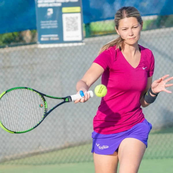 Rafa Nadal Akademija Teniso stovykla Padelio stovykla Maljorka Aktyvios Tenisininko atostogos Teniso stovyklos vaikams Teniso stovyklos suaugusiems Dovana teniso fanui