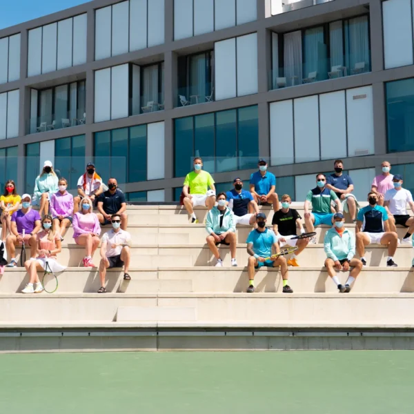 Rafa Nadal Akademija Teniso stovykla Padelio stovykla Maljorka Aktyvios Tenisininko atostogos Teniso stovyklos vaikams Teniso stovyklos suaugusiems Dovana teniso fanui