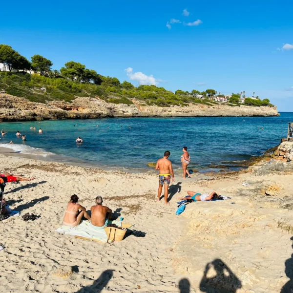 Rafa Nadal Akademija Teniso stovykla Padelio stovykla Maljorka Aktyvios Tenisininko atostogos Teniso stovyklos vaikams Teniso stovyklos suaugusiems Dovana teniso fanui