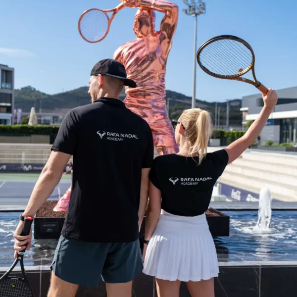 Rafa Nadal Akademija Teniso stovykla Padelio stovykla Maljorka Aktyvios Tenisininko atostogos Teniso stovyklos vaikams Teniso stovyklos suaugusiems Dovana teniso fanui