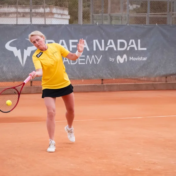 Rafa Nadal Akademija Teniso stovykla Padelio stovykla Maljorka Aktyvios Tenisininko atostogos Teniso stovyklos vaikams Teniso stovyklos suaugusiems Dovana teniso fanui