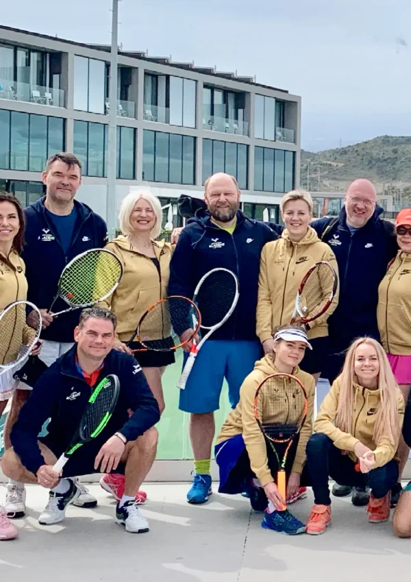 Rafa Nadal Akademija Teniso stovykla Padelio stovykla Maljorka Aktyvios Tenisininko atostogos Teniso stovyklos vaikams Teniso stovyklos suaugusiems Dovana teniso fanui