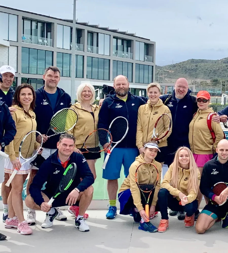 Rafa Nadal Akademija Teniso stovykla Padelio stovykla Maljorka Aktyvios Tenisininko atostogos Teniso stovyklos vaikams Teniso stovyklos suaugusiems Dovana teniso fanui