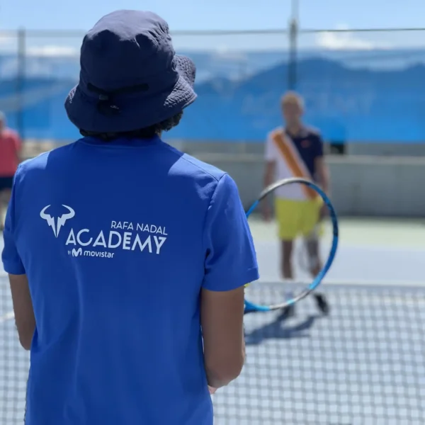 Rafa Nadal Akademija Teniso stovykla Padelio stovykla Maljorka Aktyvios Tenisininko atostogos Teniso stovyklos vaikams Teniso stovyklos suaugusiems Dovana teniso fanui