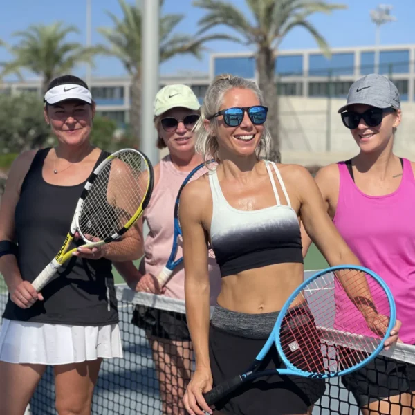 Rafa Nadal Akademija Teniso stovykla Padelio stovykla Maljorka Aktyvios Tenisininko atostogos Teniso stovyklos vaikams Teniso stovyklos suaugusiems Dovana teniso fanui