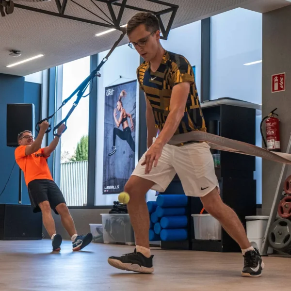 Rafa Nadal Akademija Teniso stovykla Padelio stovykla Maljorka Aktyvios Tenisininko atostogos Teniso stovyklos vaikams Teniso stovyklos suaugusiems Dovana teniso fanui