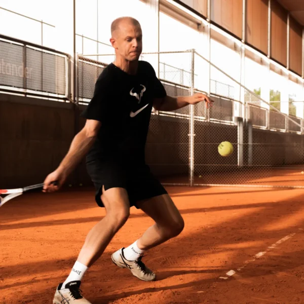 Rafa Nadal Akademija Teniso stovykla Padelio stovykla Maljorka Aktyvios Tenisininko atostogos Teniso stovyklos vaikams Teniso stovyklos suaugusiems Dovana teniso fanui