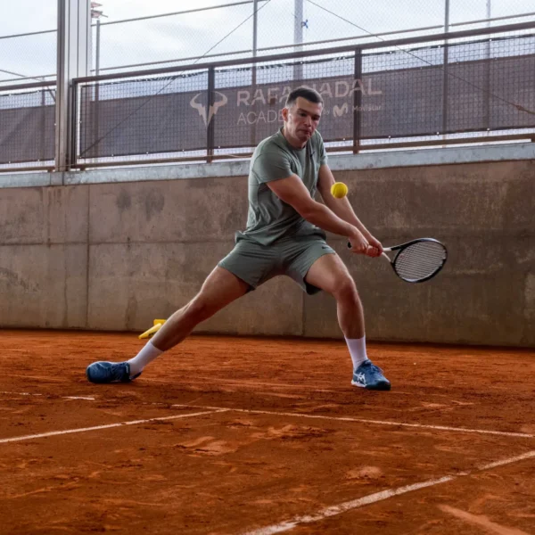 Rafa Nadal Akademija Teniso stovykla Padelio stovykla Maljorka Aktyvios Tenisininko atostogos Teniso stovyklos vaikams Teniso stovyklos suaugusiems Dovana teniso fanui