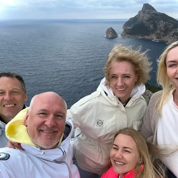 Rafa Nadal Akademija Teniso stovykla Padelio stovykla Maljorka Aktyvios Tenisininko atostogos Teniso stovyklos vaikams Teniso stovyklos suaugusiems Dovana teniso fanui