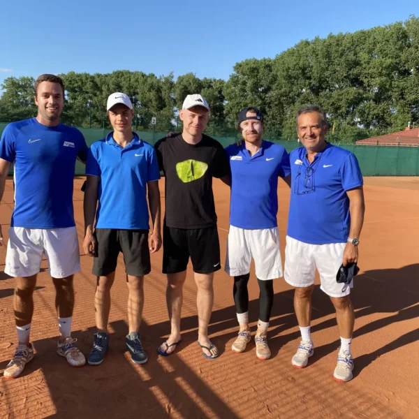 Rafa Nadal Akademija Teniso stovykla Padelio stovykla Maljorka Aktyvios Tenisininko atostogos Teniso stovyklos vaikams Teniso stovyklos suaugusiems Dovana teniso fanui