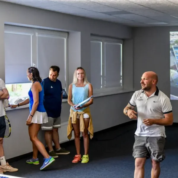 Rafa Nadal Akademija Teniso stovykla Padelio stovykla Maljorka Aktyvios Tenisininko atostogos Teniso stovyklos vaikams Teniso stovyklos suaugusiems Dovana teniso fanui